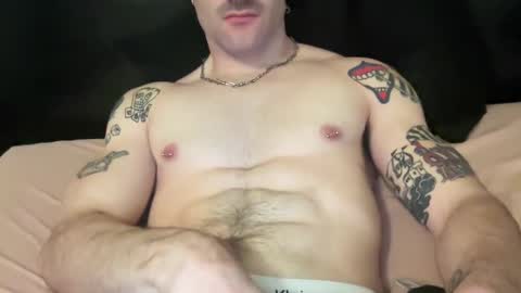 Snapshot of twunkymikey chatting on 17, 2, 2025 twunkymikey online show from 17, 2, 2025