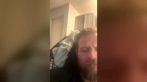 ty_barrett94642677 online show from 26, 6, 2026
