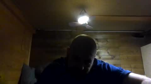 sneakycouple online show from 21, 11, 2025