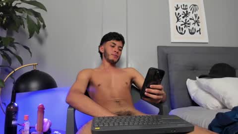 Tyler Fox online show from 30, 6, 2026