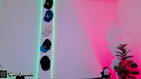 Tyler online show from 18, 12, 2025