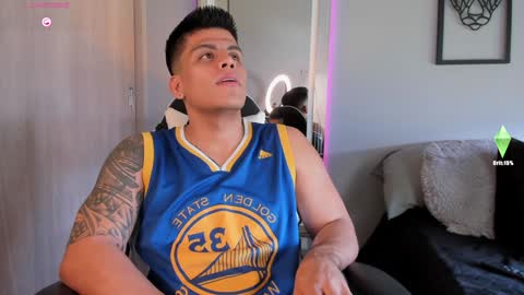 Snapshot of tyler_muscle chatting on 18, 12, 2024 David online show from 18, 12, 2024