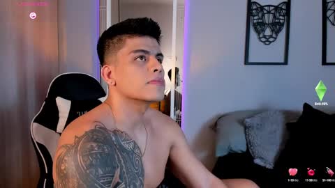 Snapshot of tyler_muscle chatting on 20, 12, 2024 David online show from 20, 12, 2024