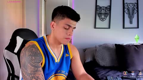 Snapshot of tyler_muscle chatting on 4, 1, 2025 David online show from 4, 1, 2025