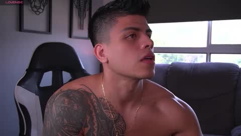 Snapshot of tyler_muscle chatting on 21, 9, 2025 David online show from 21, 9, 2025