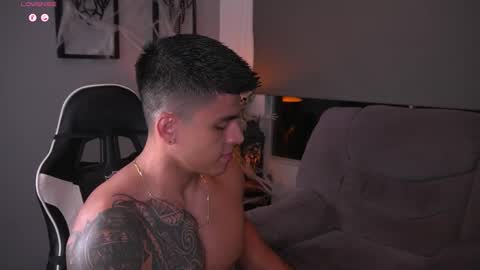 Snapshot of tyler_muscle chatting on 11, 10, 2025 David online show from 11, 10, 2025