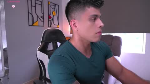 Snapshot of tyler_muscle chatting on 14, 1, 2026 David online show from 14, 1, 2026