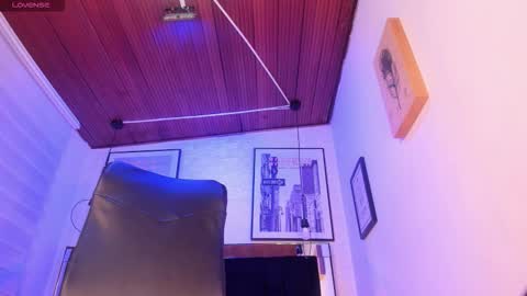       online show from 29, 11, 2025