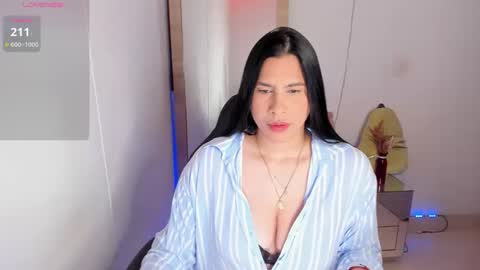 Snapshot of tylor_love chatting on 19, 12, 2025 tylor_love online show from 19, 12, 2025