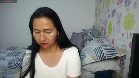 Snapshot of tyna_b chatting on 19, 6, 2026 Tyna online show from 19, 6, 2026
