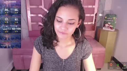 Snapshot of tyna_ch chatting on 21, 12, 2024 TYNA online show from 21, 12, 2024