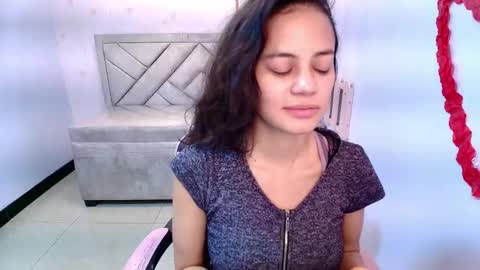 Snapshot of tyna_ch chatting on 26, 2, 2025 TYNA online show from 26, 2, 2025