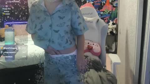 Snapshot of tyra_liana chatting on 14, 2, 2025 Tyra Liana online show from 14, 2, 2025