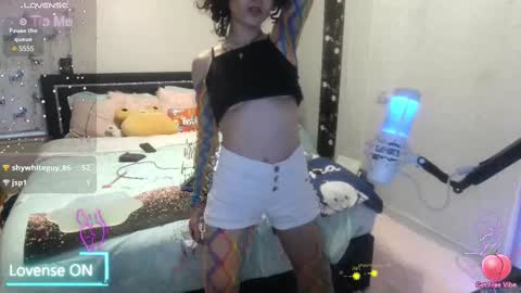 Snapshot of tyra_lynn chatting on 27, 1, 2025 Tyra online show from 27, 1, 2025