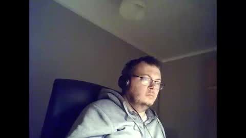 tyradi1991 online show from 15, 2, 2025