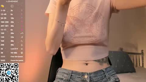 Christine 3 Next broadcast tomorrow at 2100 GMT 5 online show from 28, 11, 2025