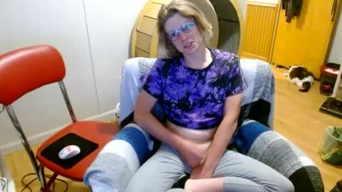 Snapshot of tyyyler93 chatting on 2, 7, 2026 TylerAlternative online show from 2, 7, 2026