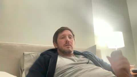 Snapshot of u28005 chatting on 15, 12, 2024 u28005 online show from 15, 12, 2024