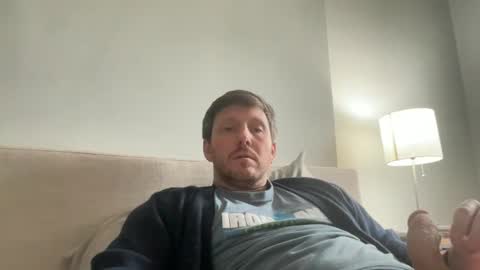 Snapshot of u28005 chatting on 13, 2, 2025 u28005 online show from 13, 2, 2025