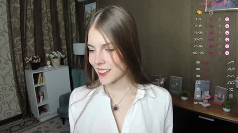 Snapshot of udeledelmoref chatting on 23, 12, 2024 Liky online show from 23, 12, 2024