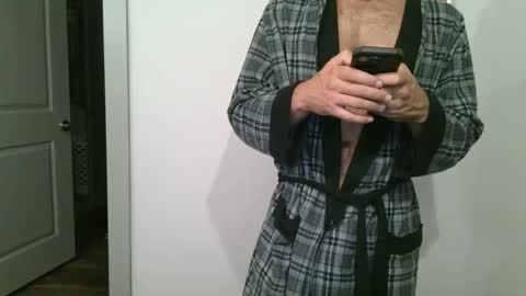 Snapshot of uhhuhyea chatting on 9, 11, 2025 uhhuhyea online show from 9, 11, 2025