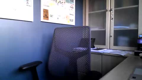 mark online show from 21, 9, 2025