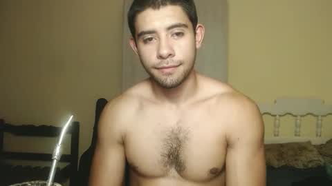 Snapshot of uliseshot450305 chatting on 1, 3, 2025 Ulises Gomez online show from 1, 3, 2025