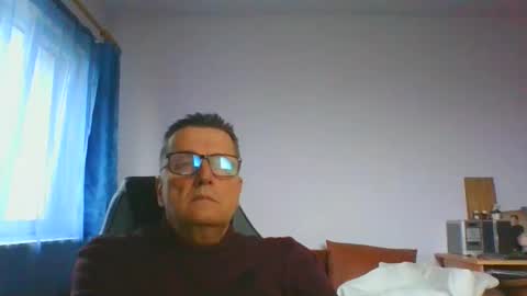 ulmeni4 online show from 7, 12, 2024