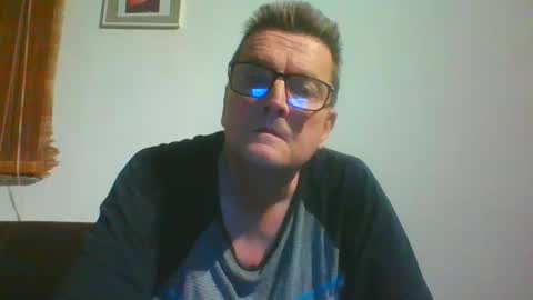 ulmeni4 online show from 30, 12, 2024