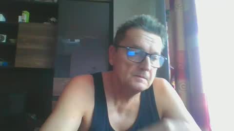 ulmeni4 online show from 8, 1, 2025
