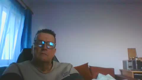ulmeni4 online show from 15, 1, 2025