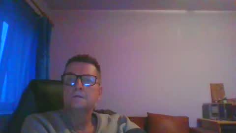ulmeni4 online show from 23, 1, 2025