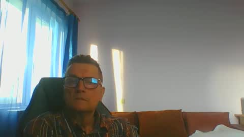ulmeni4 online show from 12, 3, 2025