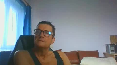 ulmeni4 online show from 16, 10, 2025