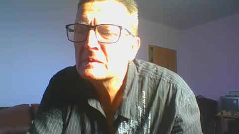 ulmeni4 online show from 17, 10, 2025