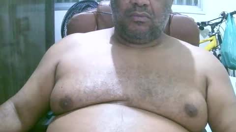 Snapshot of ulmo_br chatting on 15, 9, 2025 ulmo_br online show from 15, 9, 2025