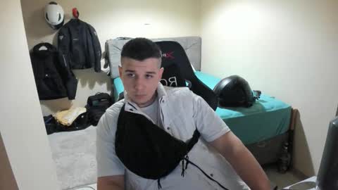 Snapshot of ulxer chatting on 6, 6, 2026 hi im mike tyson - online show from 6, 6, 2026