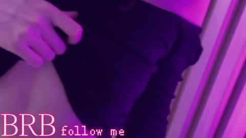 Una  online show from 15, 1, 2025