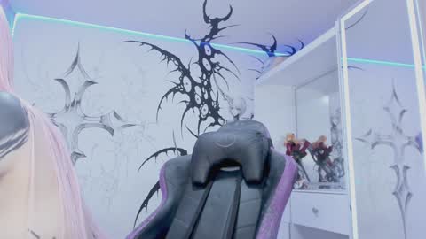 Snapshot of unachimbaherida chatting on 6, 2, 2025 Elle Danielle  online show from 6, 2, 2025