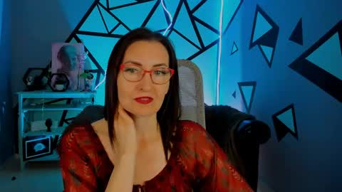 Snapshot of unatera chatting on 19, 4, 2026 UnaTera online show from 19, 4, 2026