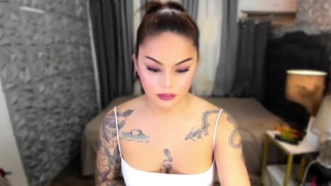 Lady tan online show from 10, 2, 2025