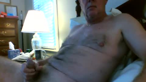 Snapshot of uncman4u2c chatting on 8, 2, 2025 uncman4u2c online show from 8, 2, 2025