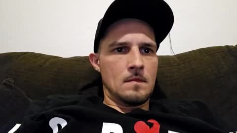 Snapshot of undercovrrboss88 chatting on 12, 1, 2025 undercovrrboss88 online show from 12, 1, 2025