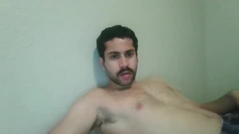 Snapshot of understanding_man chatting on 5, 4, 2026 understanding_man online show from 5, 4, 2026