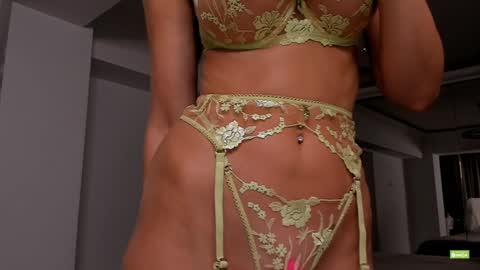 Silvia online show from 27, 9, 2025