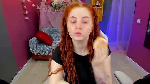 Call me Mira  thumbs up its make me happy online show from 7, 3, 2026