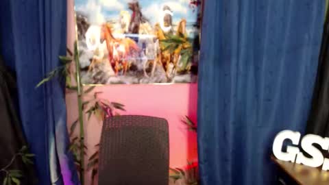 Snapshot of unknown_trans18 chatting on 20, 10, 2025 unknown_trans18 online show from 20, 10, 2025