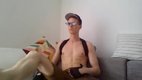 Snapshot of unluckyluke92 chatting on 22, 2, 2025 unluckyluke92 online show from 22, 2, 2025