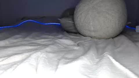 unveilx_ online show from 18, 4, 2026