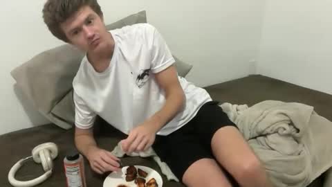 Snapshot of unverifiedbwc chatting on 13, 3, 2026 Stepbro online show from 13, 3, 2026